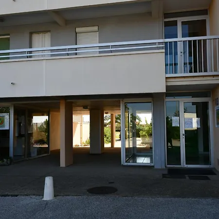 Les Goelettes Location Saisonniere * Saint-Cyprien (Pyrenees-Orientales)